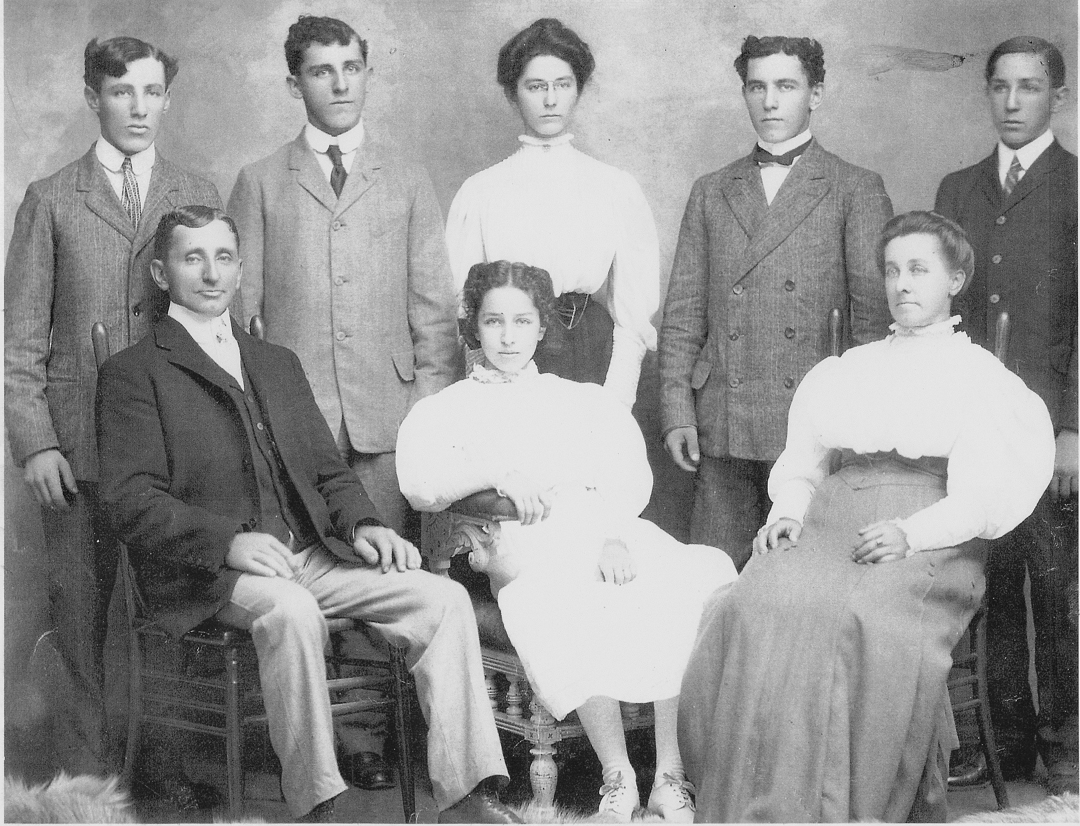 Wordless Wednesday: Hocker Family Portrait – A Pennsylvania Dutch Genealogy